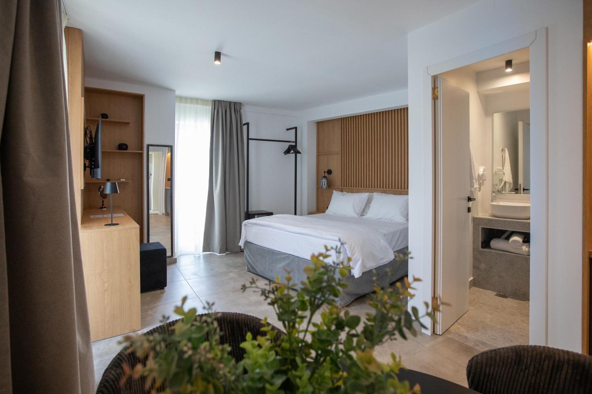 Griffin Suites Heraklion Exterior foto