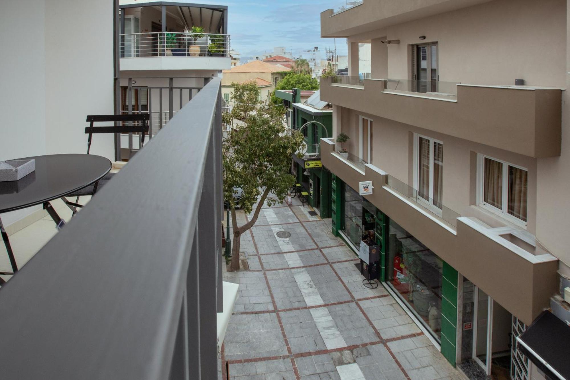 Griffin Suites Heraklion Exterior foto